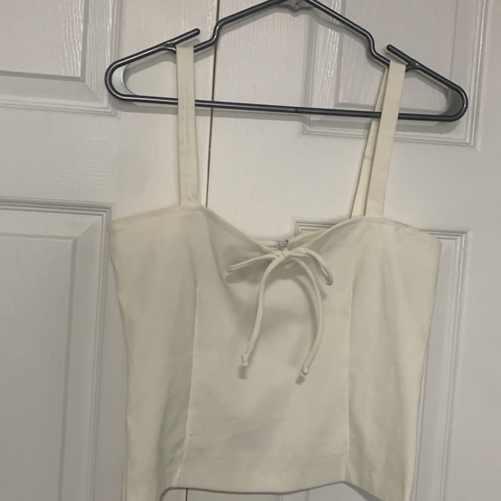 Chic Cream Women's Crop Top - Picture 3 of 7